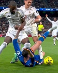 kaiyun体育网-图片报编辑：德国队不该带吕迪格去世界杯，坏事做太多还不知悔改